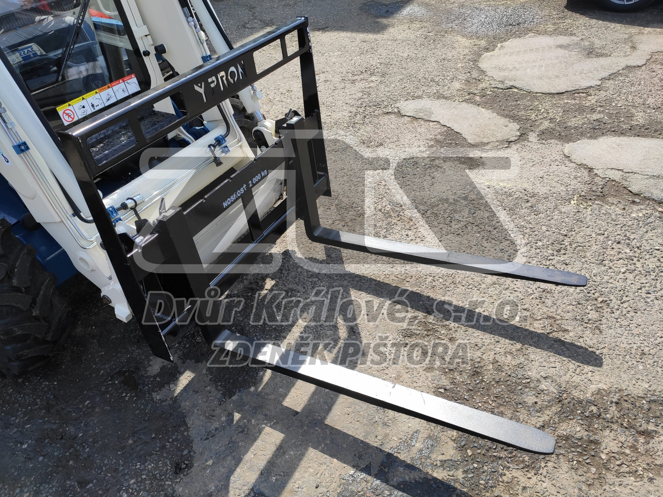PALETIZAČNÍ VIDLE S OCHRANNÝM RÁMEM PRO SMYKOVÉ NAKLADAČE - 1200mm (EURO UPÍNAČ) - Obrázek 3