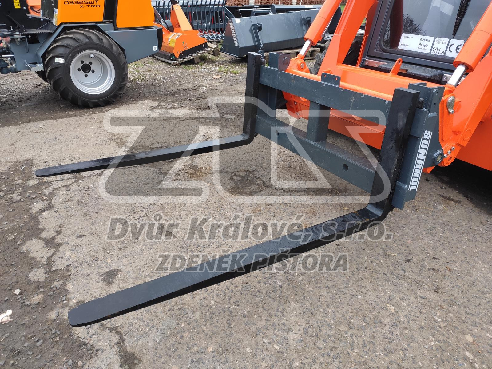 PALETIZAČNÍ VIDLE SONAROL S OCHRANNÝM RÁMEM PRO SMYKOVÉ NAKLADAČE – 1200mm (LOCUST, NOVOTNÝ, UNC 061/060/750) - Obrázek 3