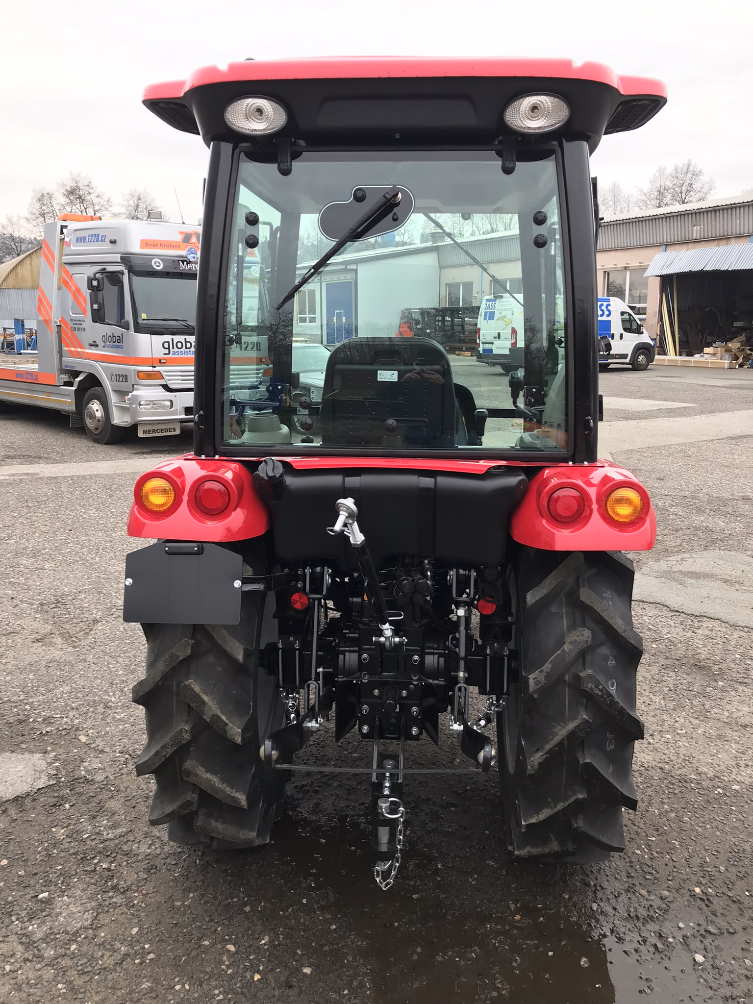 TRAKTOR TYM T355 (34 hp) a TYM T395 (37 hp) - Obrázek 5