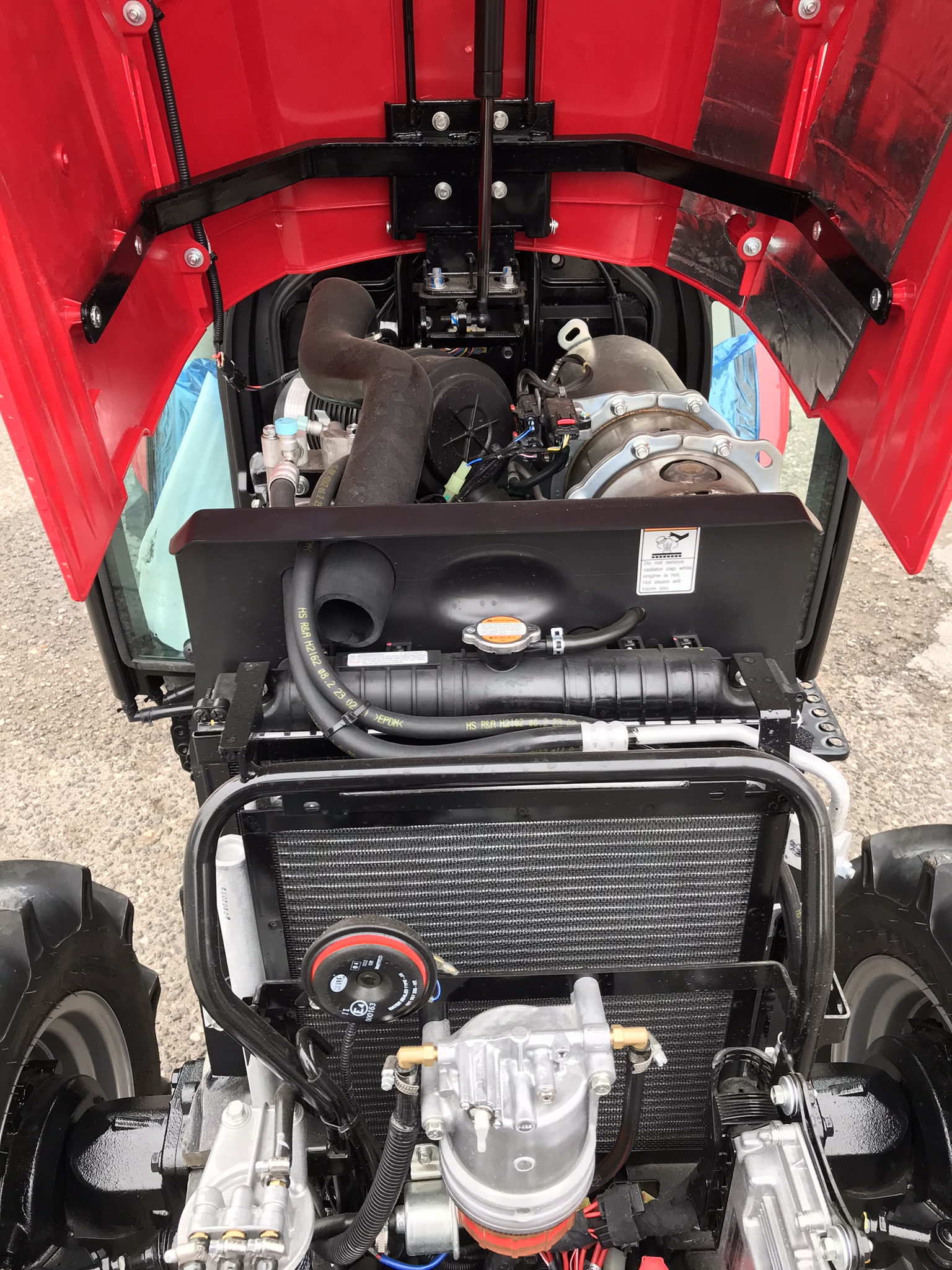 TRAKTOR TYM T355 (34 hp) a TYM T395 (37 hp) - Obrázek 10