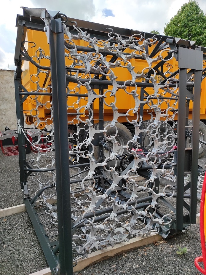 Luční brány 4-řadé hydraulicky skládané APW SNR 8000 - Obrázek 8